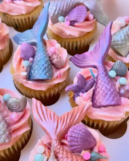 Mermaid tail cupcakes